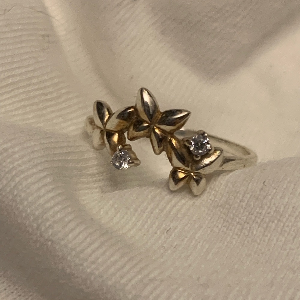 Dainty butterfly Size 5 925 sterling silver ring